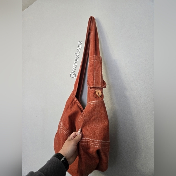 We The Free Waxed Canvas Sling - Picture 5 of 11